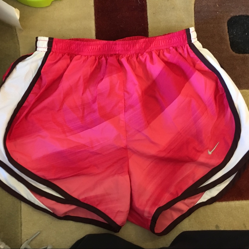 Nike shorts pink tempos size small
